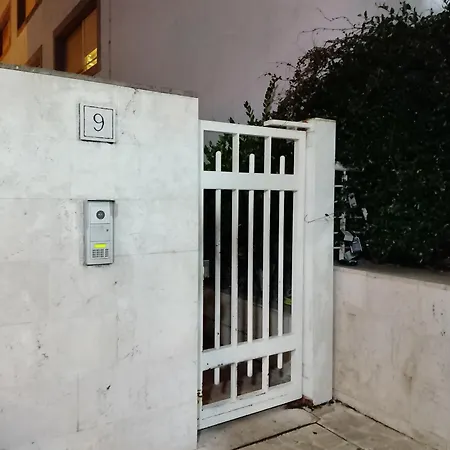 Bellavista - Due Fermate Di Metro Per Colosseo Fori Imperiali *